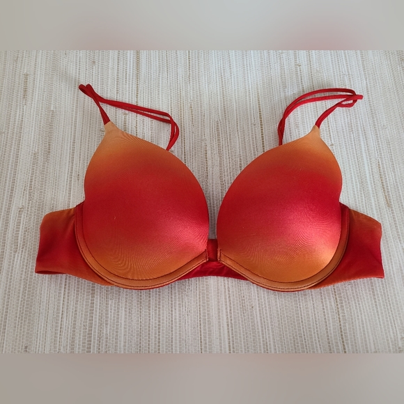 Victoria's Secret Other - Victoria's Secret Very Sexy Push-Up Bra